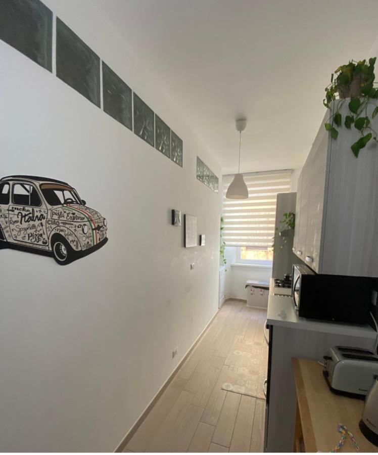 Domus Art Suites Merulana Рим Экстерьер фото
