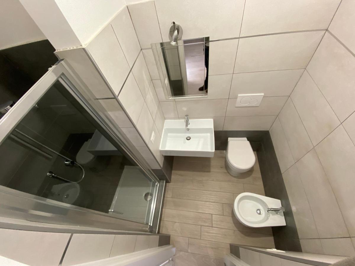 Domus Art Suites Merulana Рим Экстерьер фото